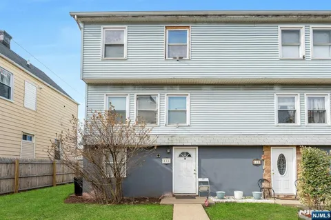 13 Allen Street 13