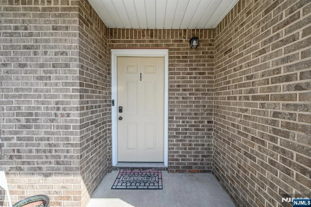 235 Dakota Street 1 Paterson, NJ 07503