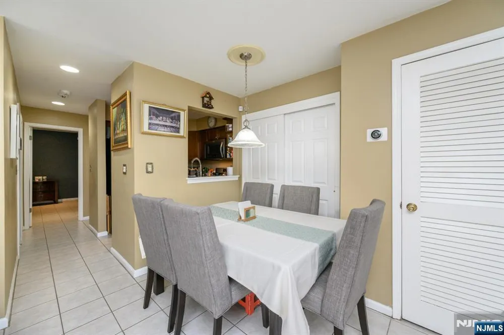235 Dakota Street 1 Paterson, NJ 07503