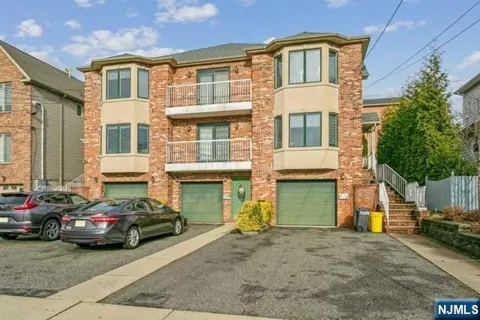 341B E Columbia B