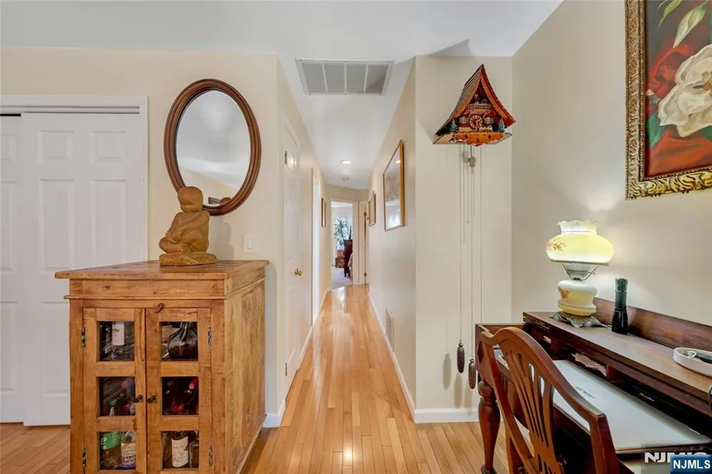 49 Quartz Lane #49 Paterson, NJ 07501