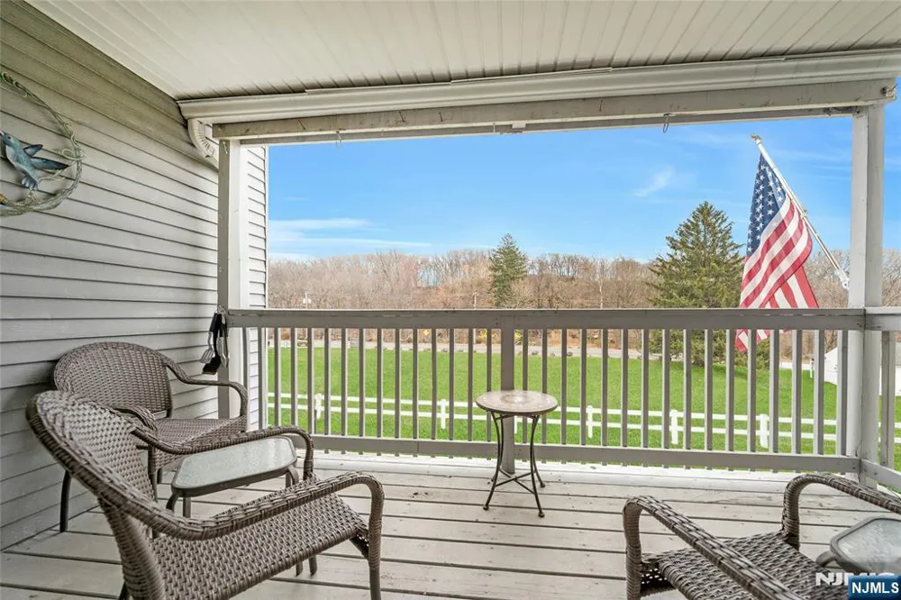 49 Quartz Lane #49 Paterson, NJ 07501