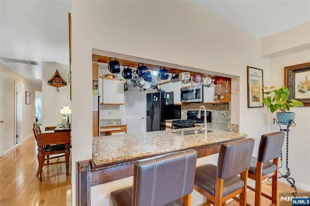 49 Quartz Lane #49 Paterson, NJ 07501