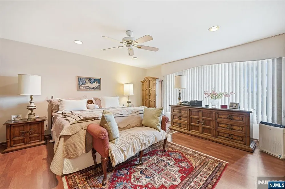 900 Valley Road Clifton, NJ 07013