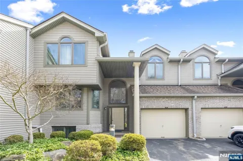 856 Hemlock Court T175