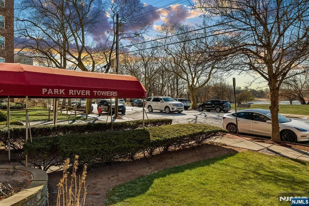 8800 E Boulevard East 005E North Bergen, NJ 07047