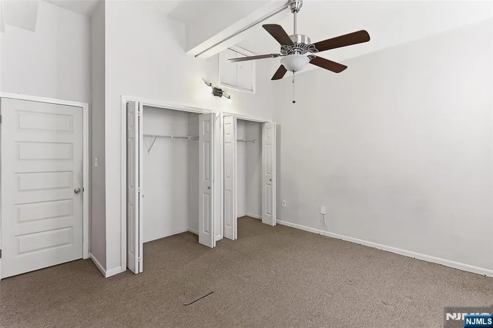 39-45 Bruen 4 Newark, NJ 07105