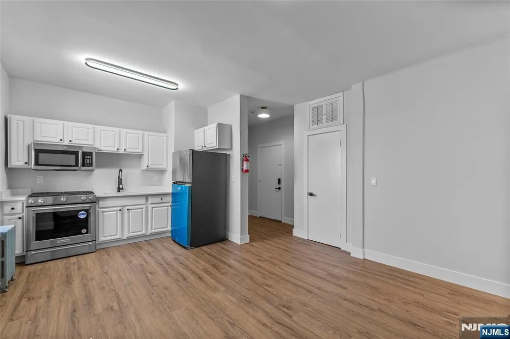 433 Lincoln Avenue C008B Orange, NJ 07050