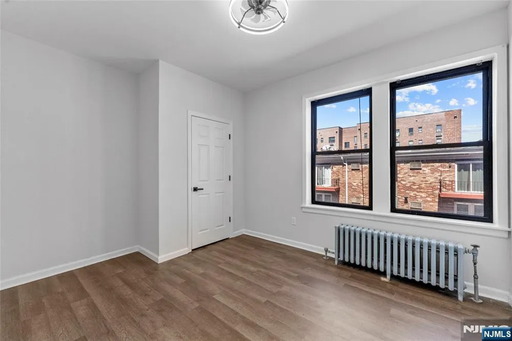 433 Lincoln Avenue C008B Orange, NJ 07050