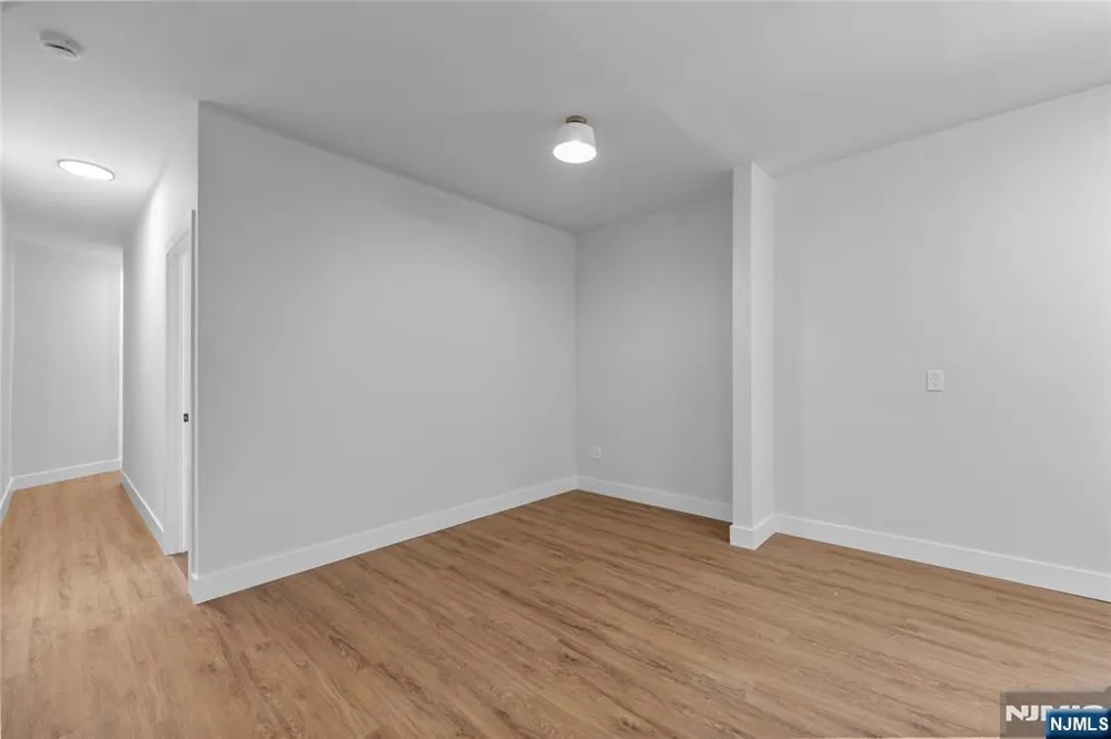433 Lincoln Avenue C008B Orange, NJ 07050