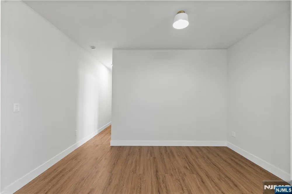 433 Lincoln Avenue C008B Orange, NJ 07050
