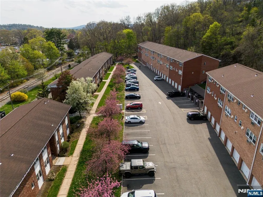 100 Pierson Miller Drive D53 Pompton Lakes, NJ 07442