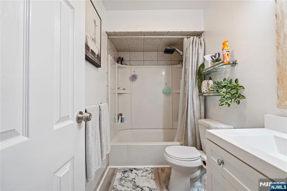 100 Pierson Miller Drive D53 Pompton Lakes, NJ 07442