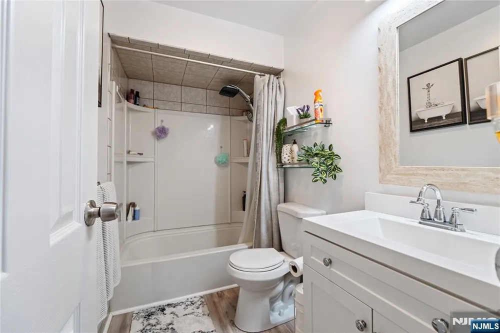 100 Pierson Miller Drive D53 Pompton Lakes, NJ 07442