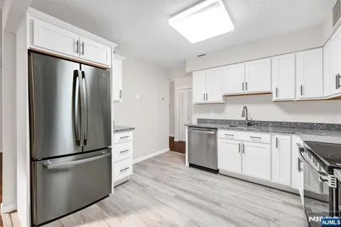 326 Prospect Avenue 6J