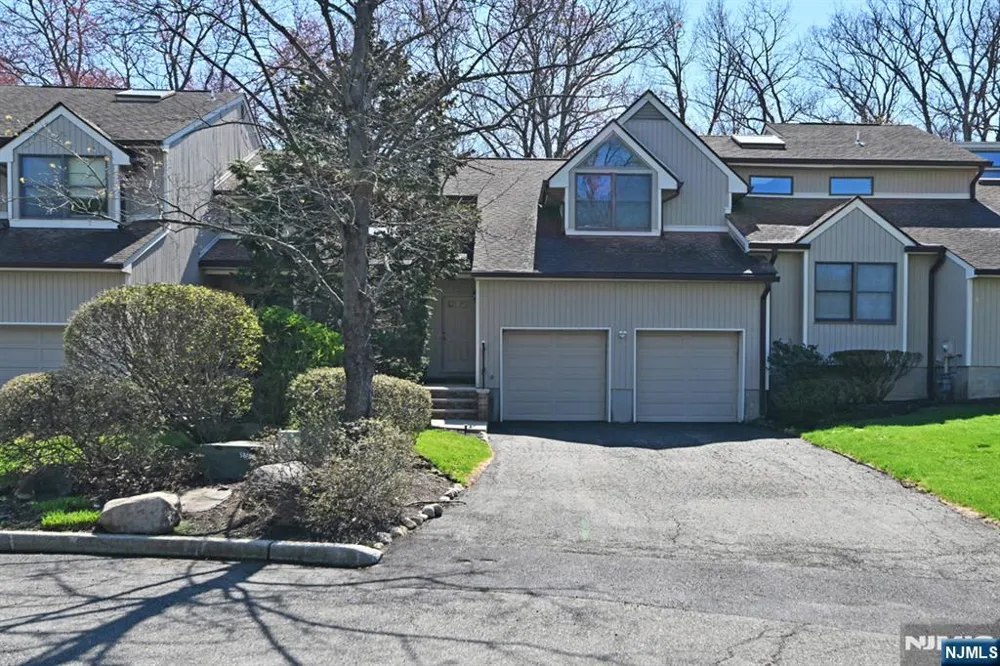 47 Bentley Drive Franklin Lakes, NJ 07417