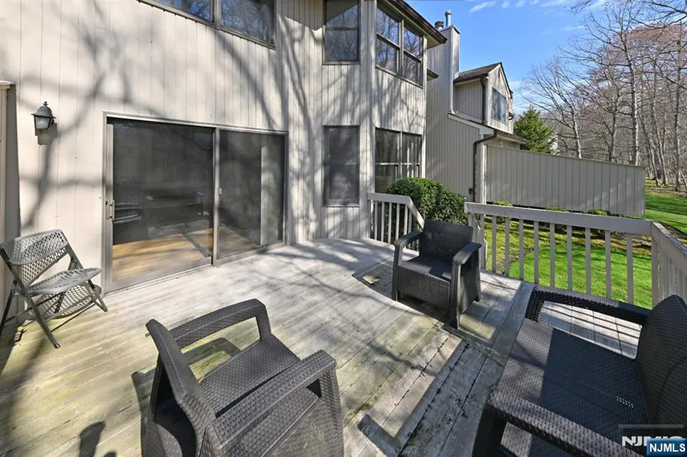 47 Bentley Drive Franklin Lakes, NJ 07417