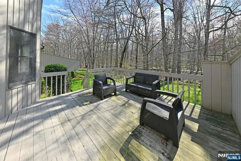 47 Bentley Drive Franklin Lakes, NJ 07417