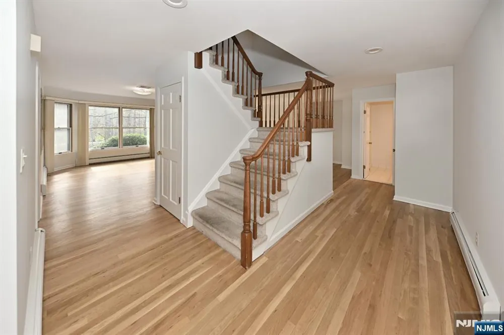 47 Bentley Drive Franklin Lakes, NJ 07417