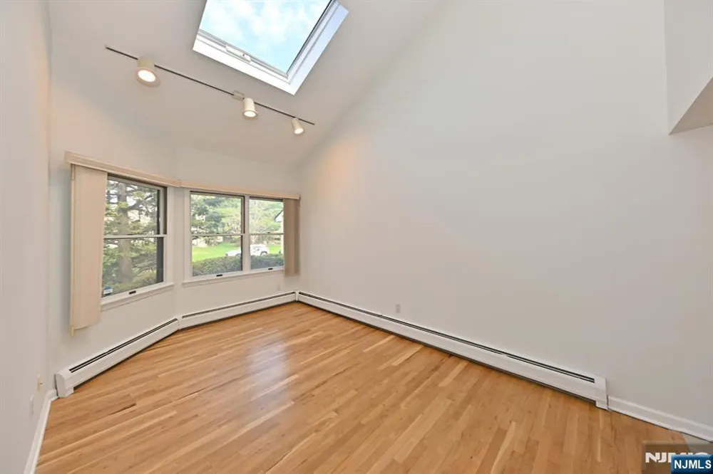 47 Bentley Drive Franklin Lakes, NJ 07417