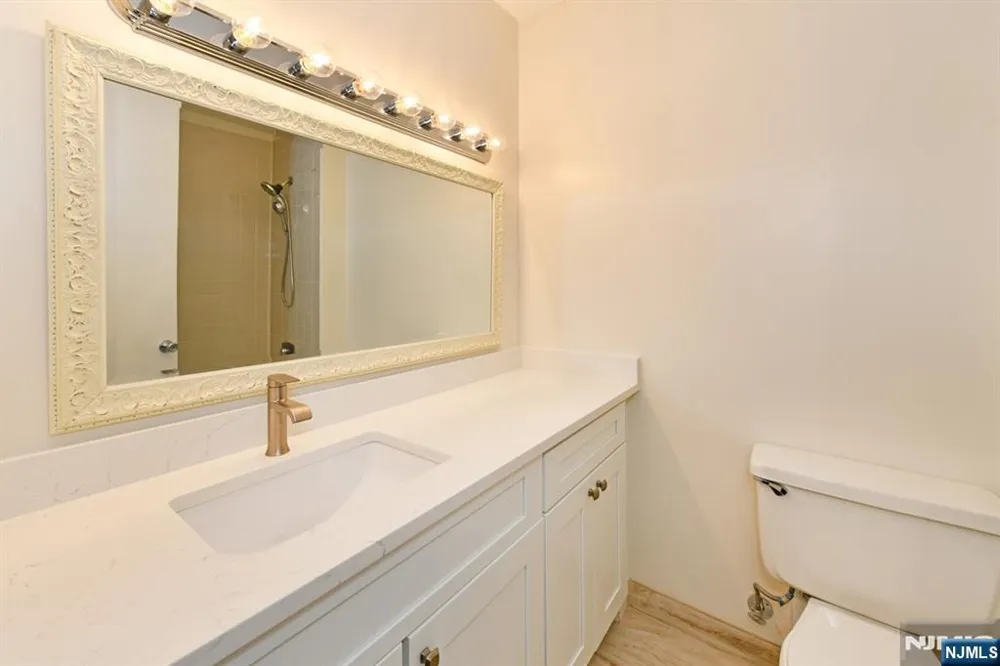 7004 Boulevard East 31A Guttenberg, NJ 07093