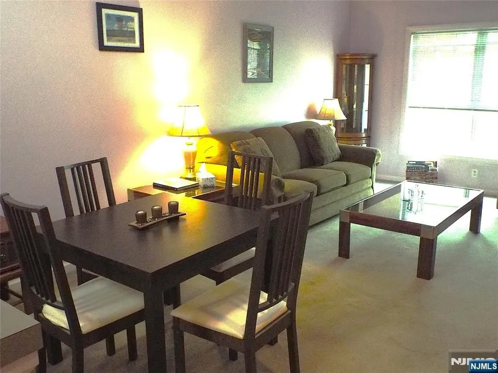 189 Forest Avenue 307 Paramus, NJ 07652