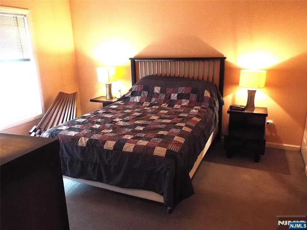 189 Forest Avenue 307 Paramus, NJ 07652