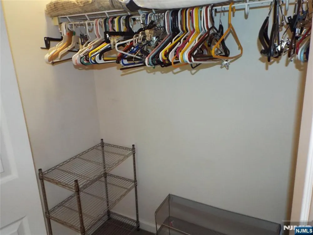 189 Forest Avenue 307 Paramus, NJ 07652