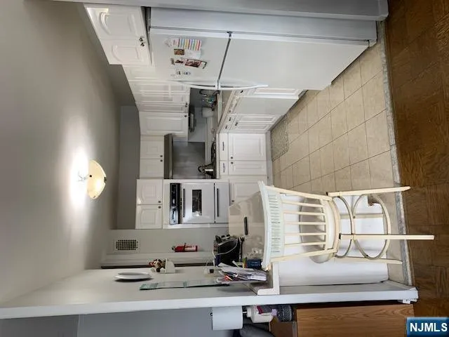 39 E 39th 7R Paterson, NJ 07514
