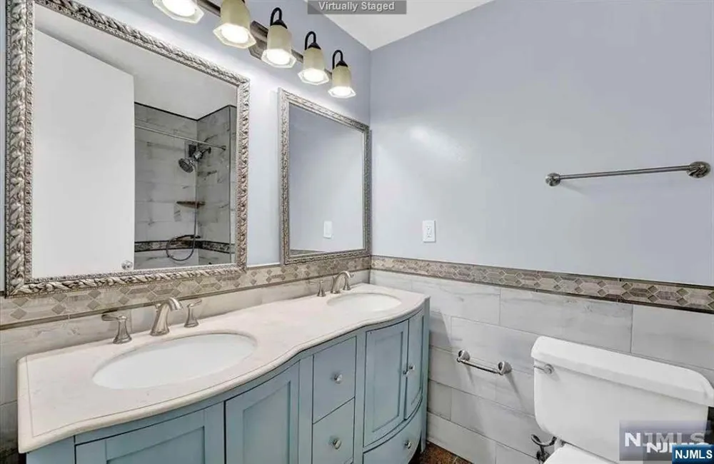 7000 Boulevard East Boulevard 49I Guttenberg, NJ 07093