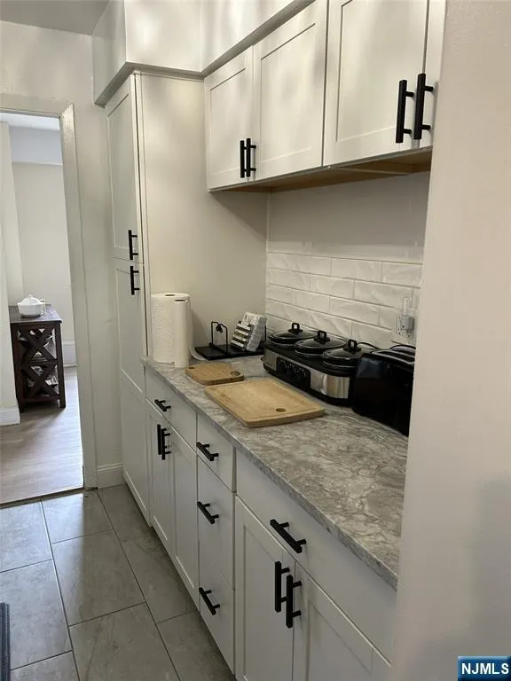 377 S Harrison Street 15D East Orange, NJ 07018