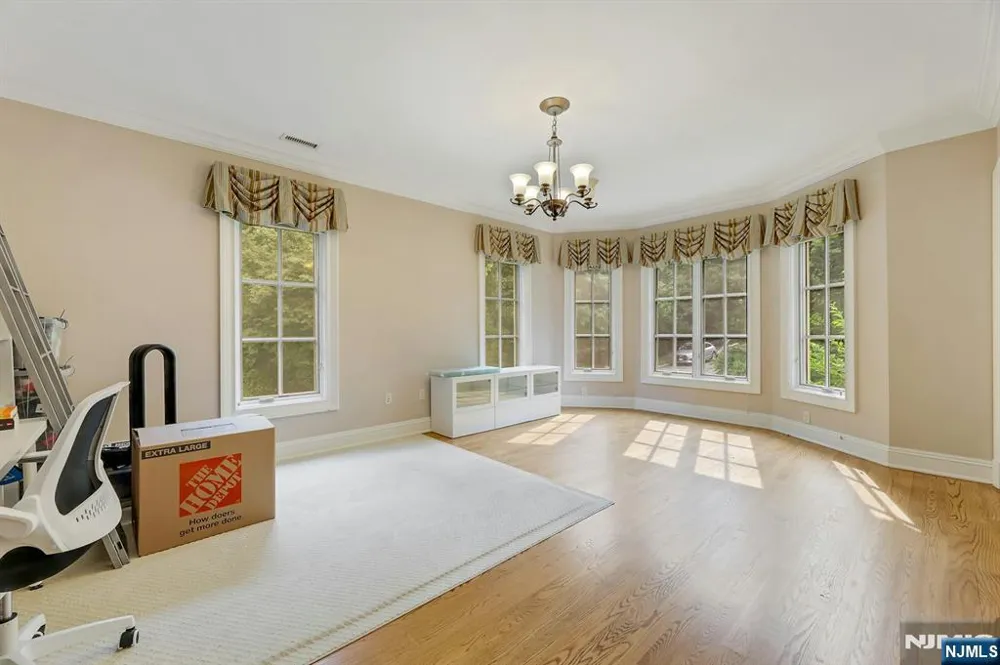 414 Bellaire Drive Demarest, NJ 07627