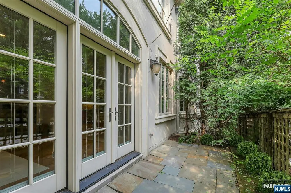414 Bellaire Drive Demarest, NJ 07627