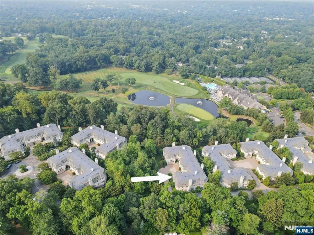 414 Bellaire Drive Demarest, NJ 07627