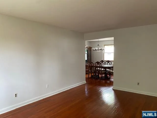 50 S 1st 4 B Bergenfield, NJ 07621