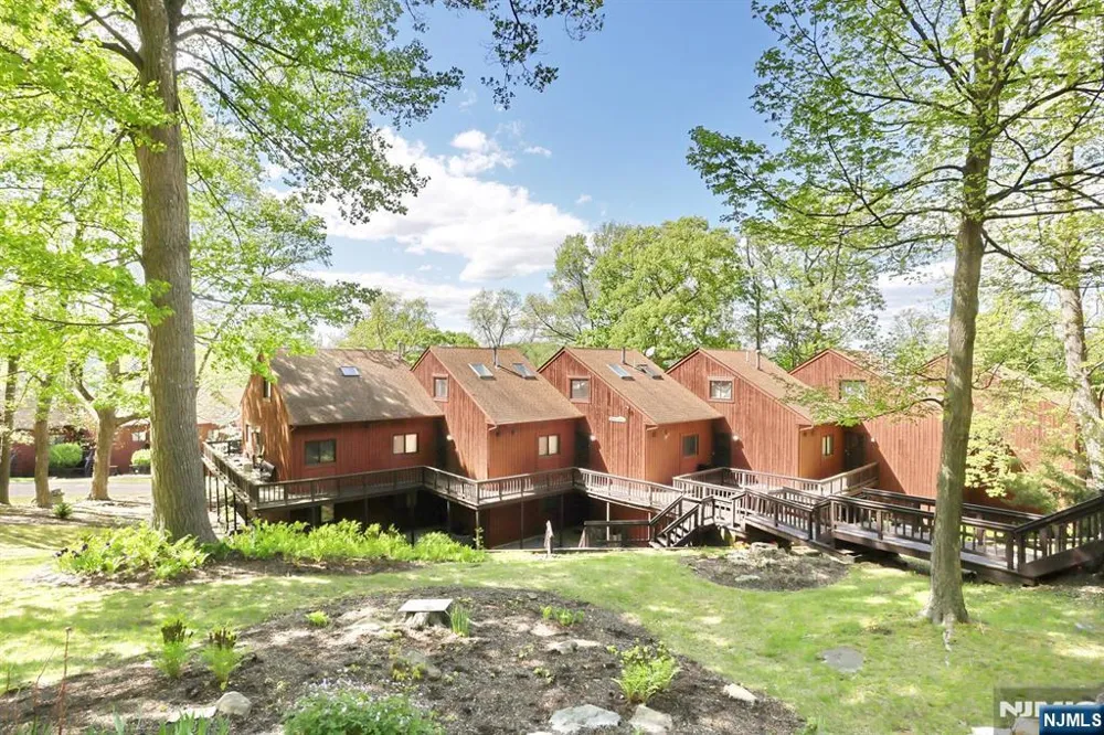 1 Gray Rock Drive 11 Vernon, NJ 07462