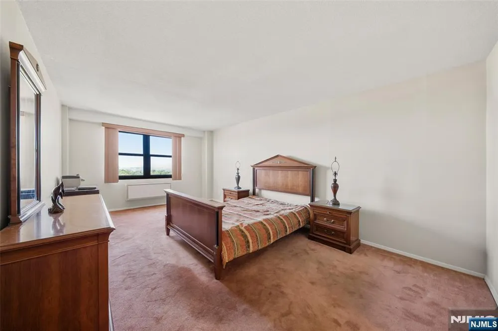 7855 Boulevard East 19L North Bergen, NJ 07047