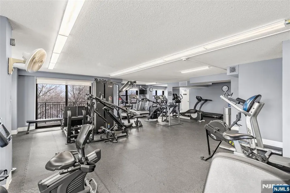 7855 Boulevard East 19L North Bergen, NJ 07047