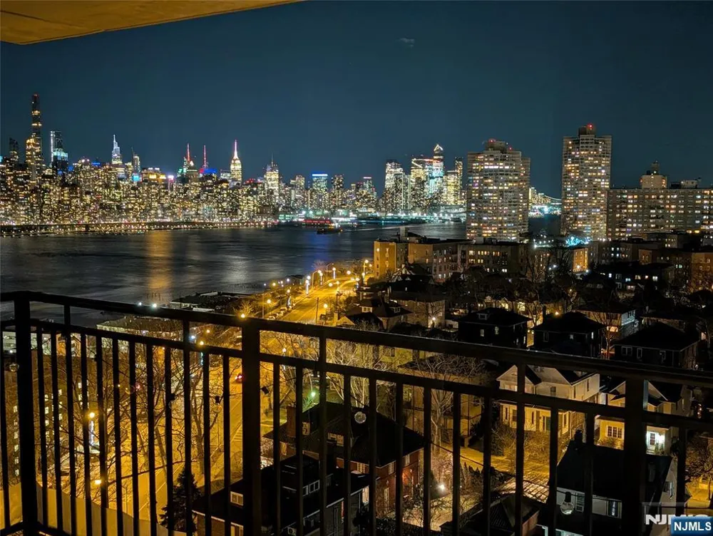 7855 Boulevard East 19L North Bergen, NJ 07047