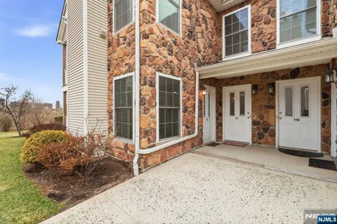 116 Chariot Court 116