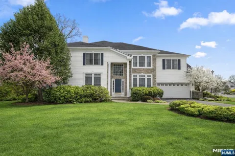 48 Bovensiepen Court