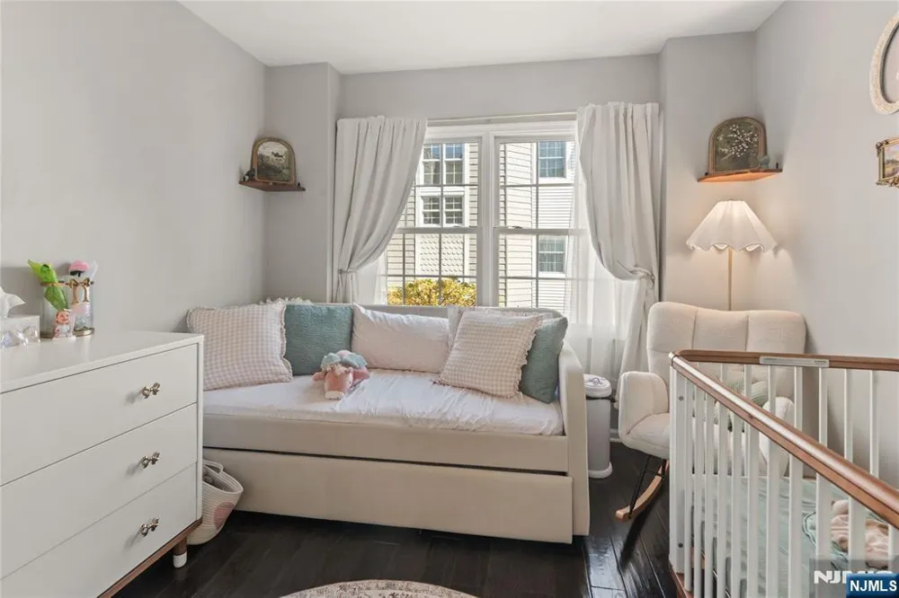 226 The Promenade Edgewater, NJ 07020