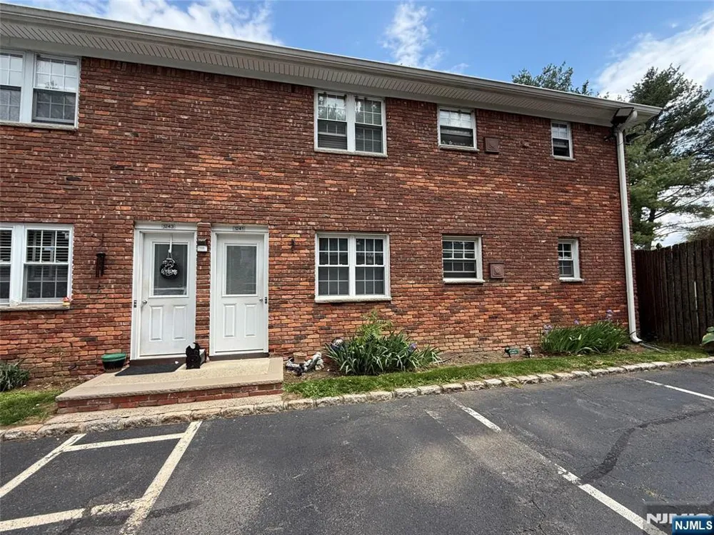 1241 Valley Road 2 Wayne, NJ 07470