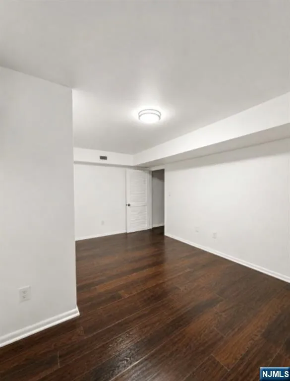 163 Marion Drive West Orange, NJ 07052