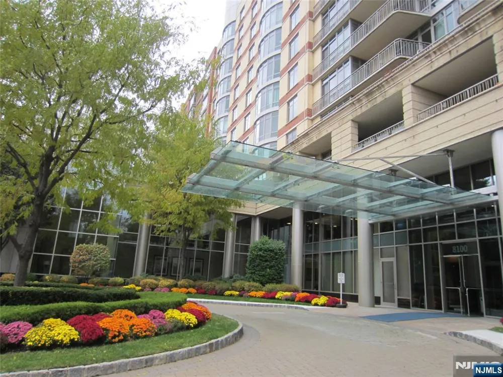 8100 River Road 917 North Bergen, NJ 07047