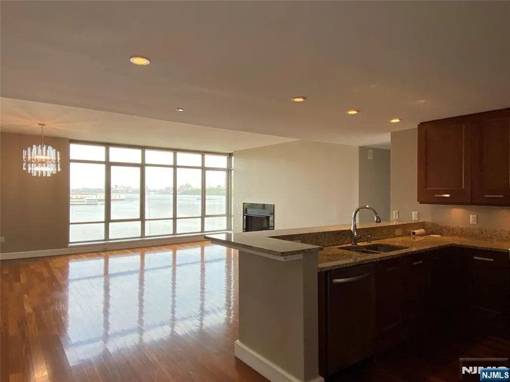 8100 River Road 917 North Bergen, NJ 07047