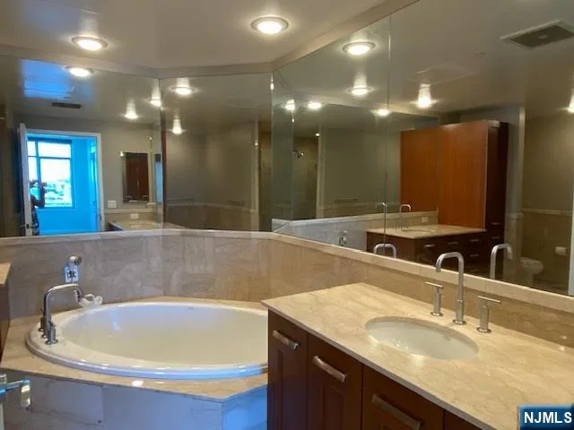8100 River Road 917 North Bergen, NJ 07047
