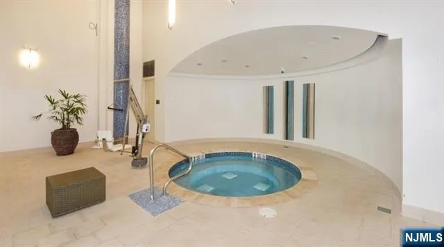8100 River Road 917 North Bergen, NJ 07047