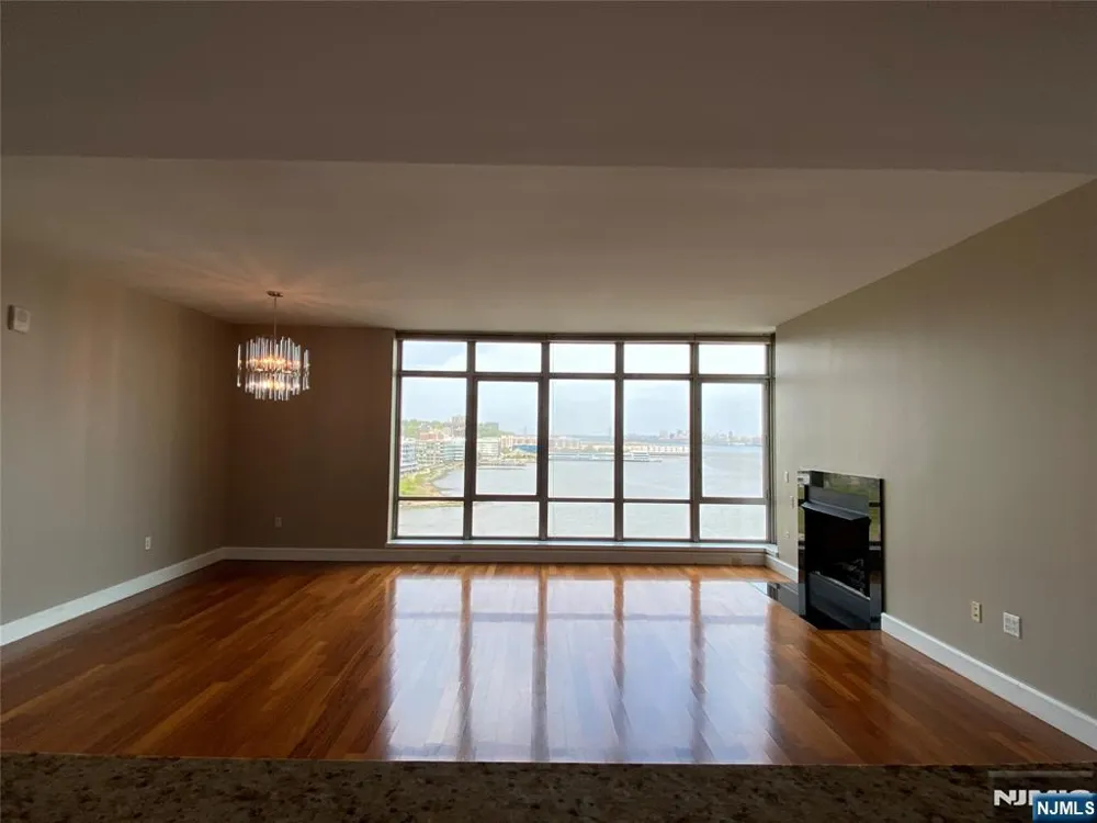 8100 River Road 917 North Bergen, NJ 07047