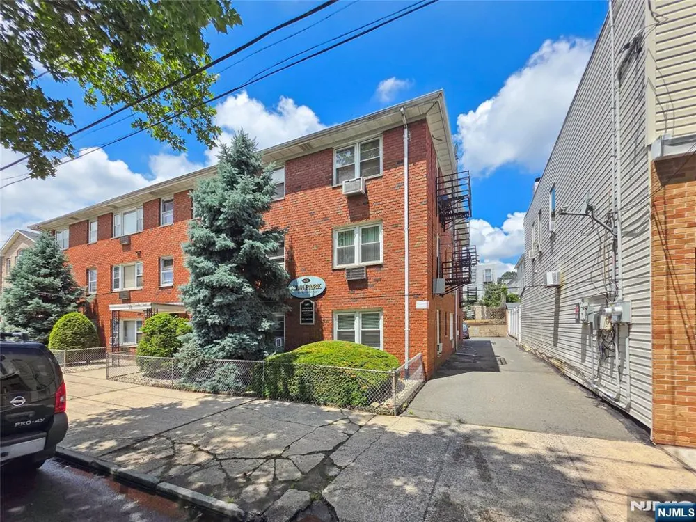 475 Elm Street 3A Kearny, NJ 07032